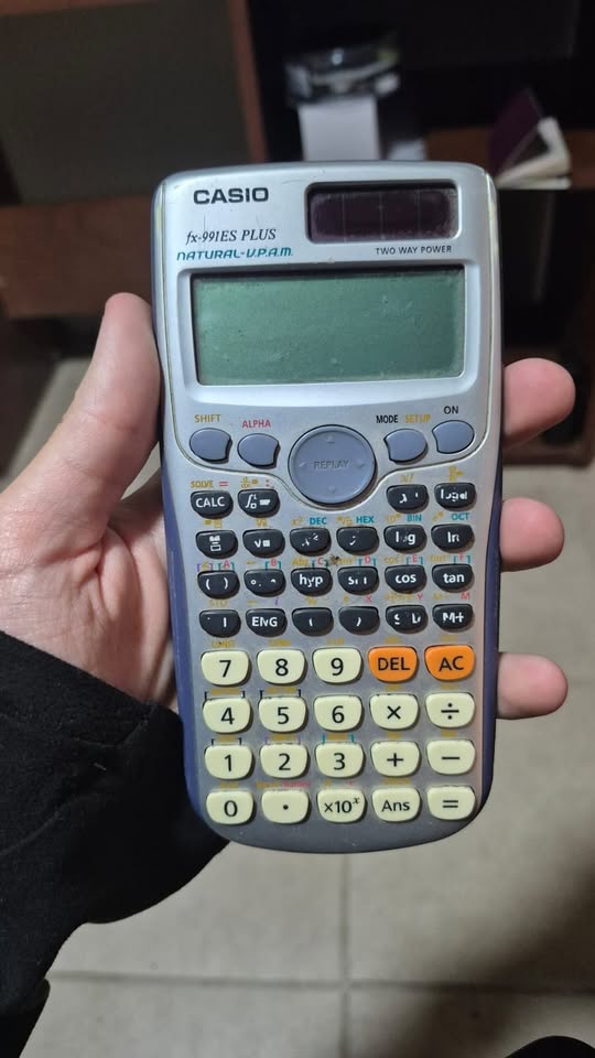 Calculadora Casio fx-991ES PLUS